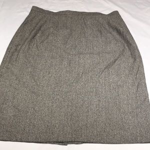 Herringbone pattern skirt fully lined